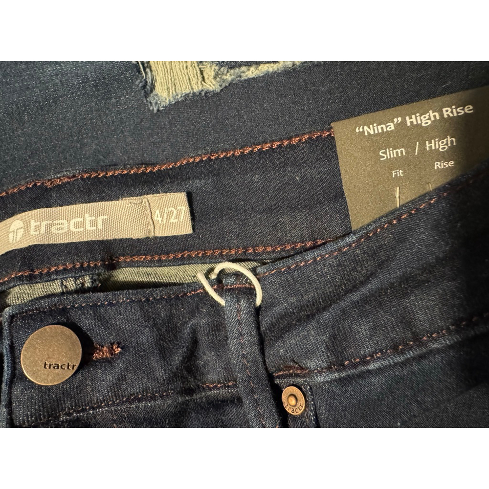 Tractr Nina High Rise Slim Jeans Size 4 NWT Dark Wash Distressed Stretch Denim - Picture 4 of 8